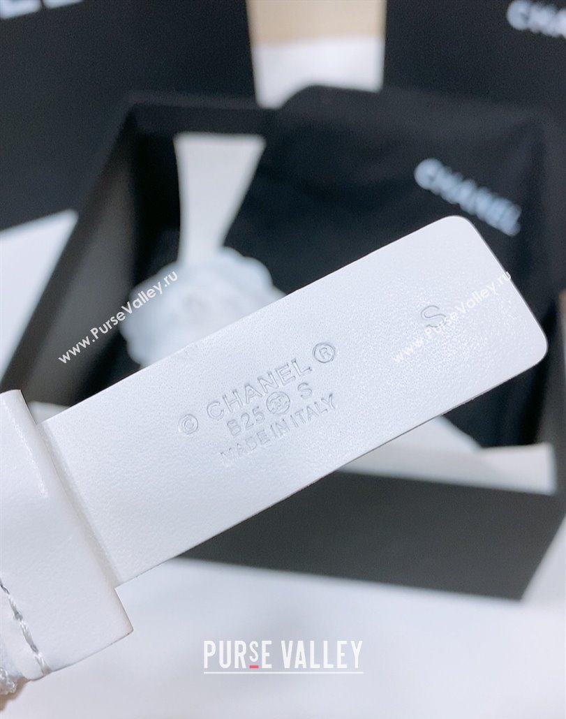 Chanel Stretch Lambskin Belt 3cm with White and Gold CC Buckle Optic White 2025 (99-250315040)