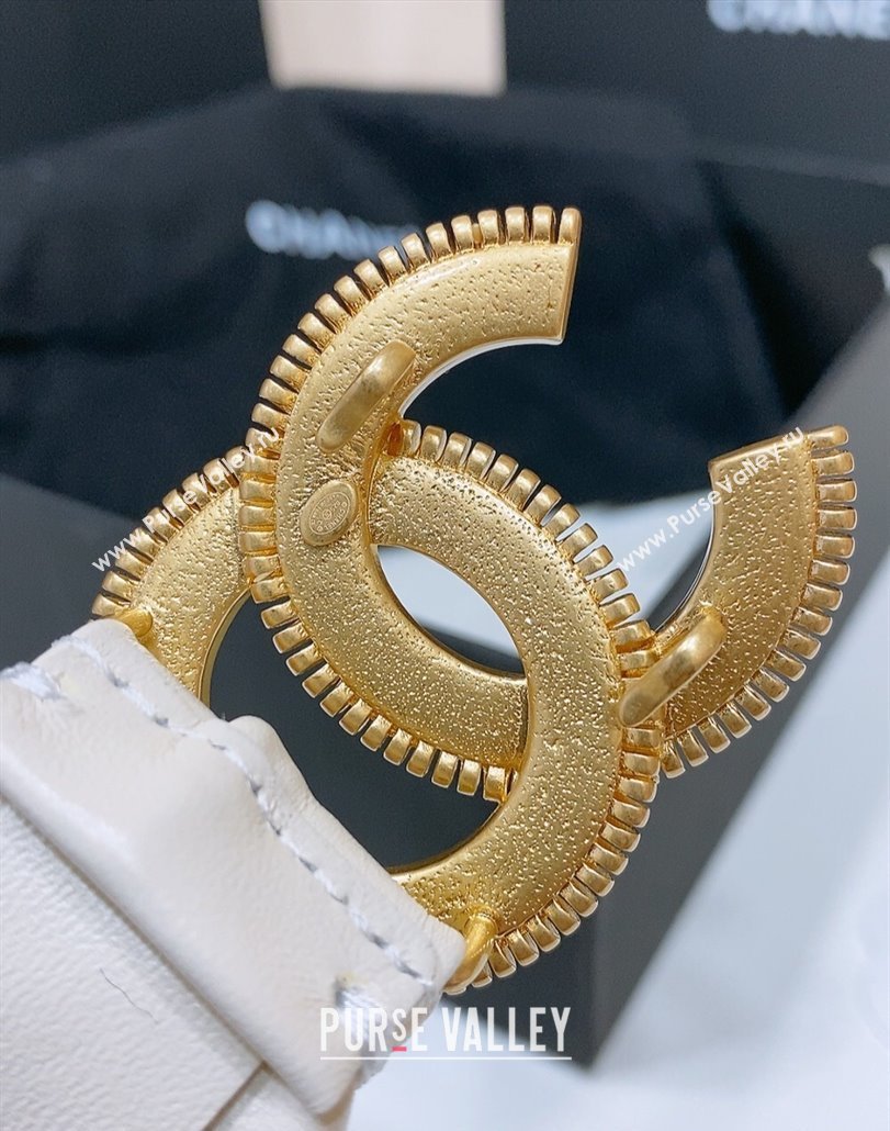 Chanel Stretch Shiny Lambskin Belt 3cm with White and Gold CC Buckle White 2025 (99-250315043)
