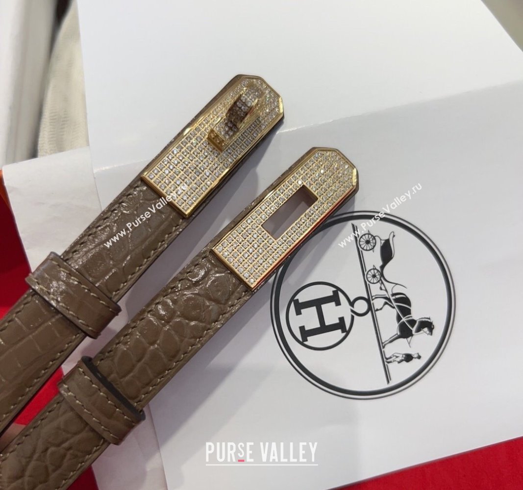 Hermes Kelly Duo Belt 1.8cm in Crocodile Embossed Calfskin with Gold Strass Paved Buckle Grey 2025 H2011025 (99-250508183)