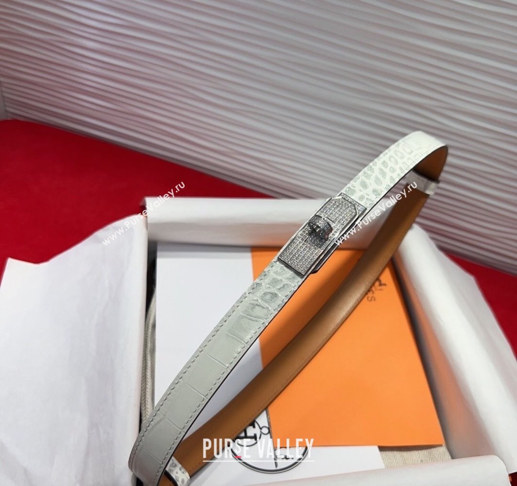 Hermes Kelly Duo Belt 1.8cm in Crocodile Embossed Calfskin with Silver Strass Paved Buckle White 2025 H2011025 (99-250508186)