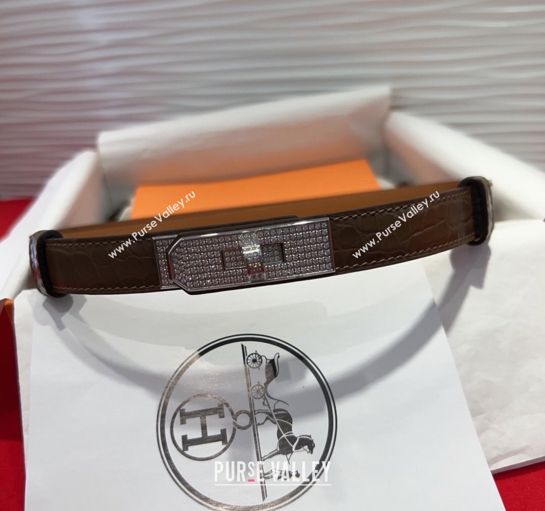 Hermes Kelly Duo Belt 1.8cm in Crocodile Embossed Calfskin with Silver Strass Paved Buckle Grey 2025 H2011025 (99-250508189)