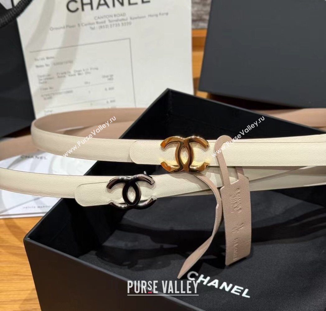 Chanel Reversible Calfskin Leather Belt 1.5cm with CC Buckle White/Gold 2025 CH091106 (99-250911138)