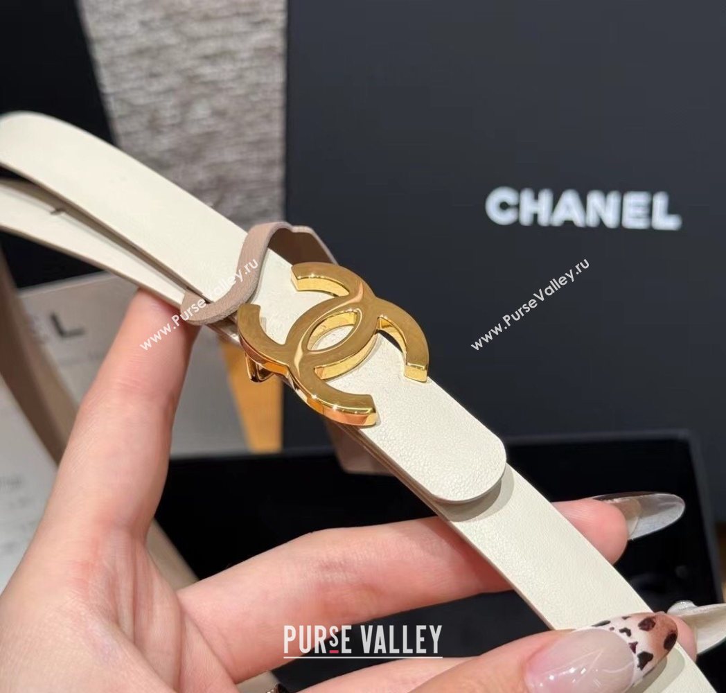 Chanel Reversible Calfskin Leather Belt 1.5cm with CC Buckle White/Gold 2025 CH091106 (99-250911138)
