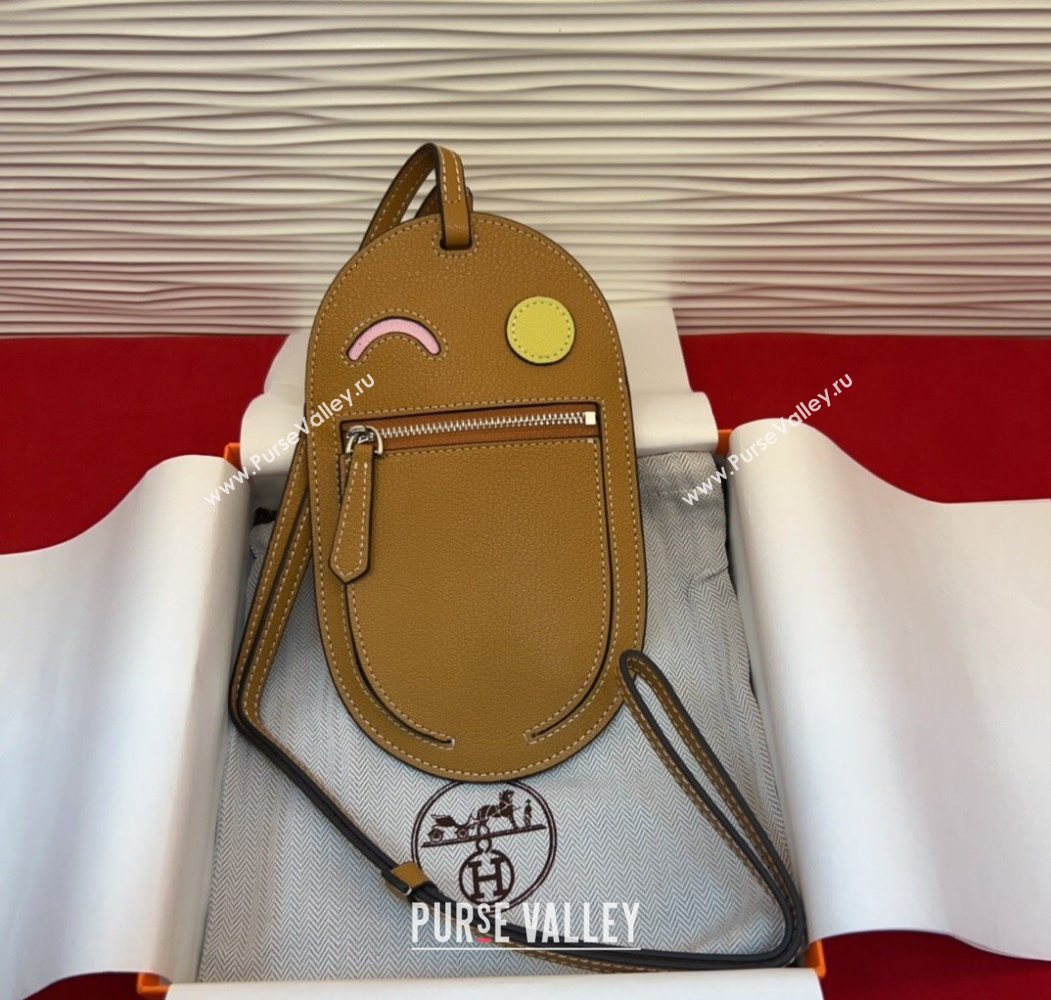 Hermes In The Loop Phone To Go Wink Large Pouch in Leather Brown 2025 (99-250912140)