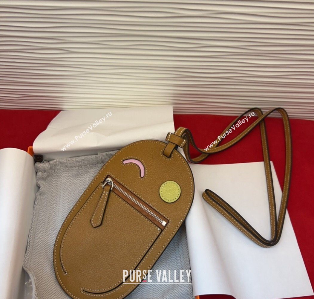 Hermes In The Loop Phone To Go Wink Large Pouch in Leather Brown 2025 (99-250912140)