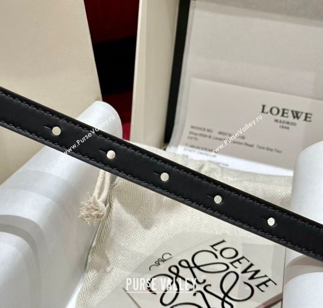 Loewe Pebble Belt 1.5cm in Smooth Leather Black/Silver 2025 LW091201 (99-250912053)