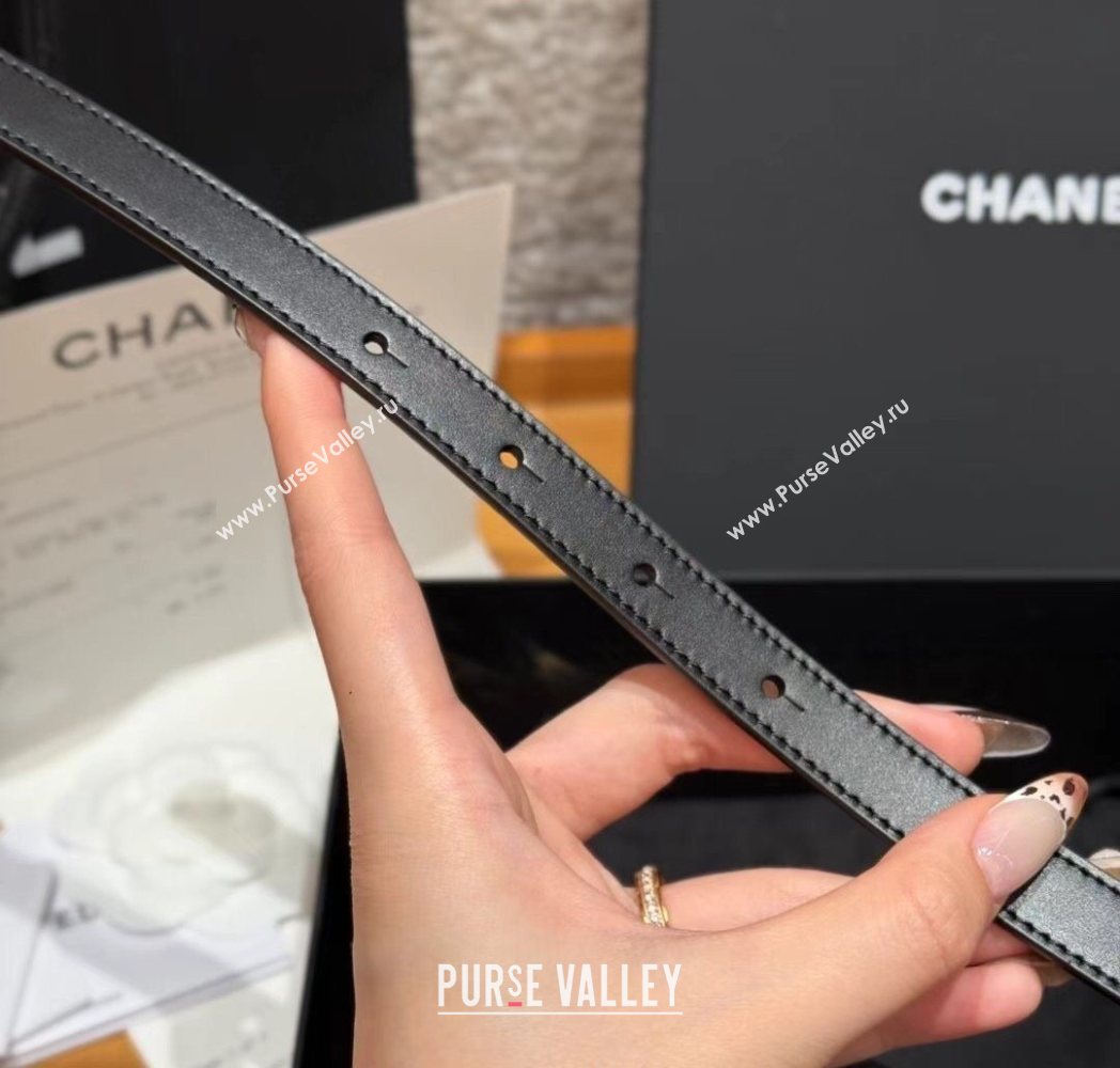 Chanel Reversible Calfskin Leather Belt 1.5cm with CC Buckle Black/Gold 2025 CH091106 (99-250911130)