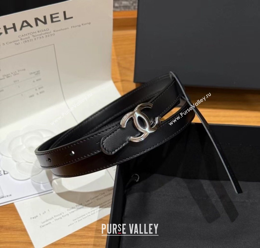 Chanel Reversible Calfskin Leather Belt 1.5cm with CC Buckle Black/Silver 2025 CH091106 (99-250911131)