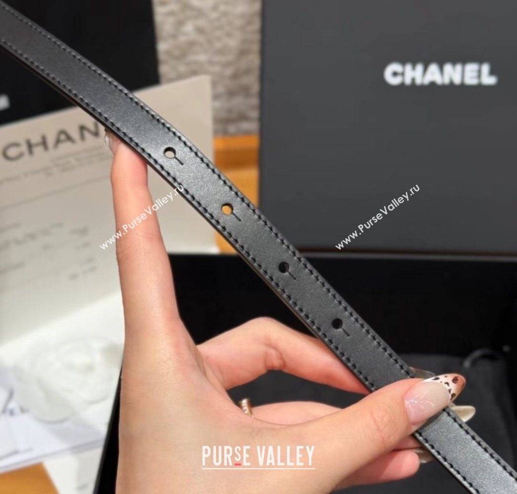 Chanel Reversible Calfskin Leather Belt 1.5cm with CC Buckle Black/Silver 2025 CH091106 (99-250911131)