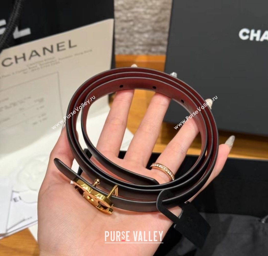 Chanel Reversible Calfskin Belt 1.5cm with CC Buckle Black/Burgundy/Gold 2025 CH091106 (99-250911132)