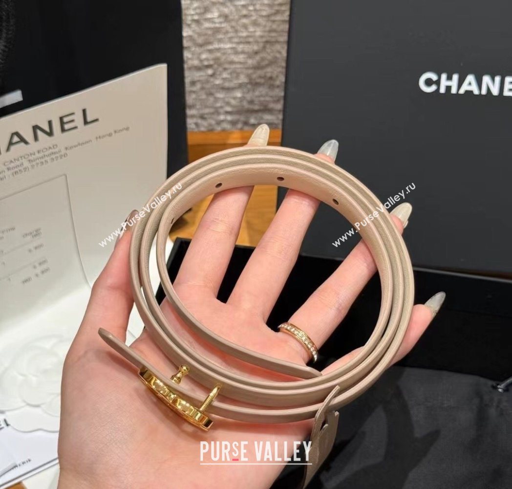 Chanel Reversible Calfskin Leather Belt 1.5cm with CC Buckle Beige/Gold 2025 CH091106 (99-250911134)