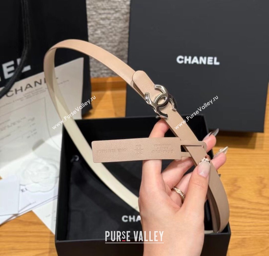 Chanel Reversible Calfskin Leather Belt 1.5cm with CC Buckle Beige/Silver 2025 CH091106 (99-250911135)