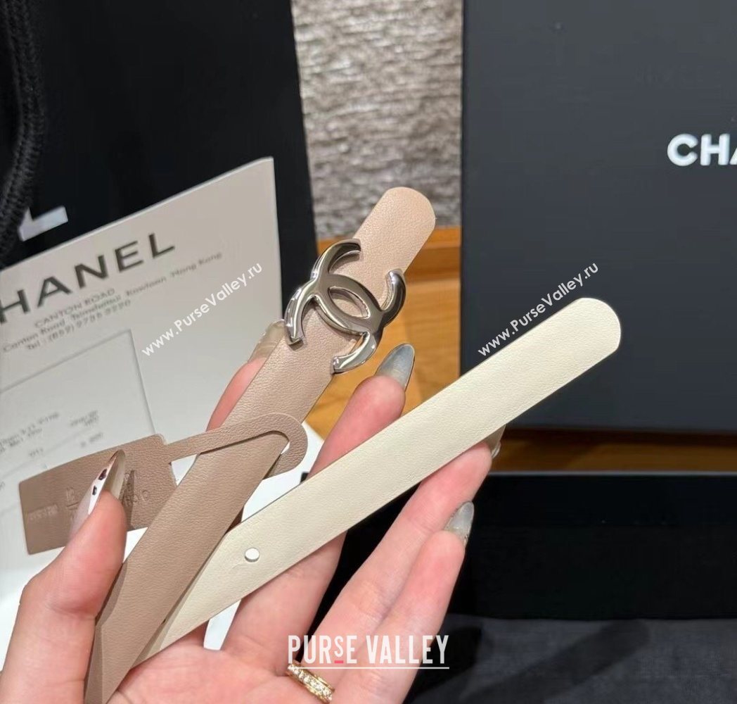 Chanel Reversible Calfskin Leather Belt 1.5cm with CC Buckle Beige/Silver 2025 CH091106 (99-250911135)