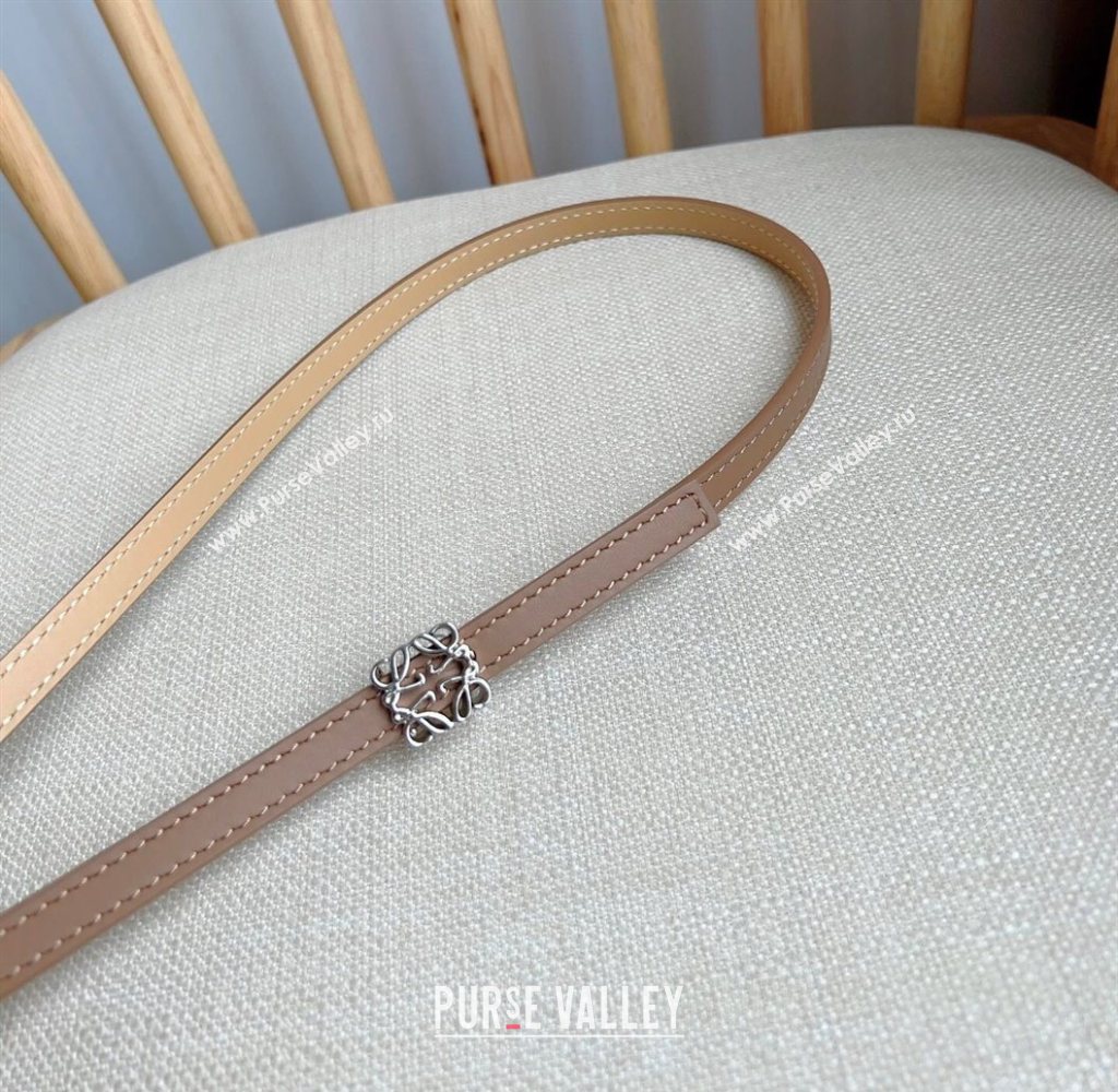 Loewe Anagram Belt 1cm in Smooth Calfskin Leather Beige/Silver 2025 LW091206 (99-250912090)