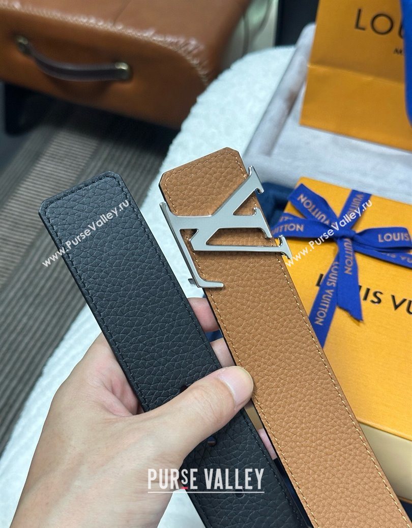 Louis Vuitton Reversible Togo Grained Leather Belt 4cm with LV Buckle Black/Silver 2025 LV091202 (99-250912120)