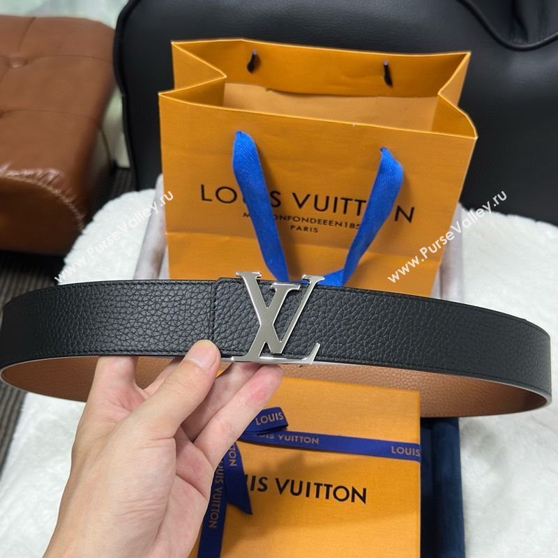 Louis Vuitton Reversible Togo Grained Leather Belt 4cm with LV Buckle Black/Silver 2025 LV091202 (99-250912120)