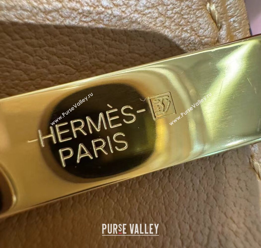 Hermes Collier de Chien bracelet in Four Medor Studs and Leather 2026 HS26010403 (99-260104130)