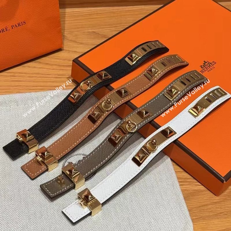 Hermes Collier de Chien bracelet in Four Medor Studs and Leather 2026 HS26010404 (99-260104131)