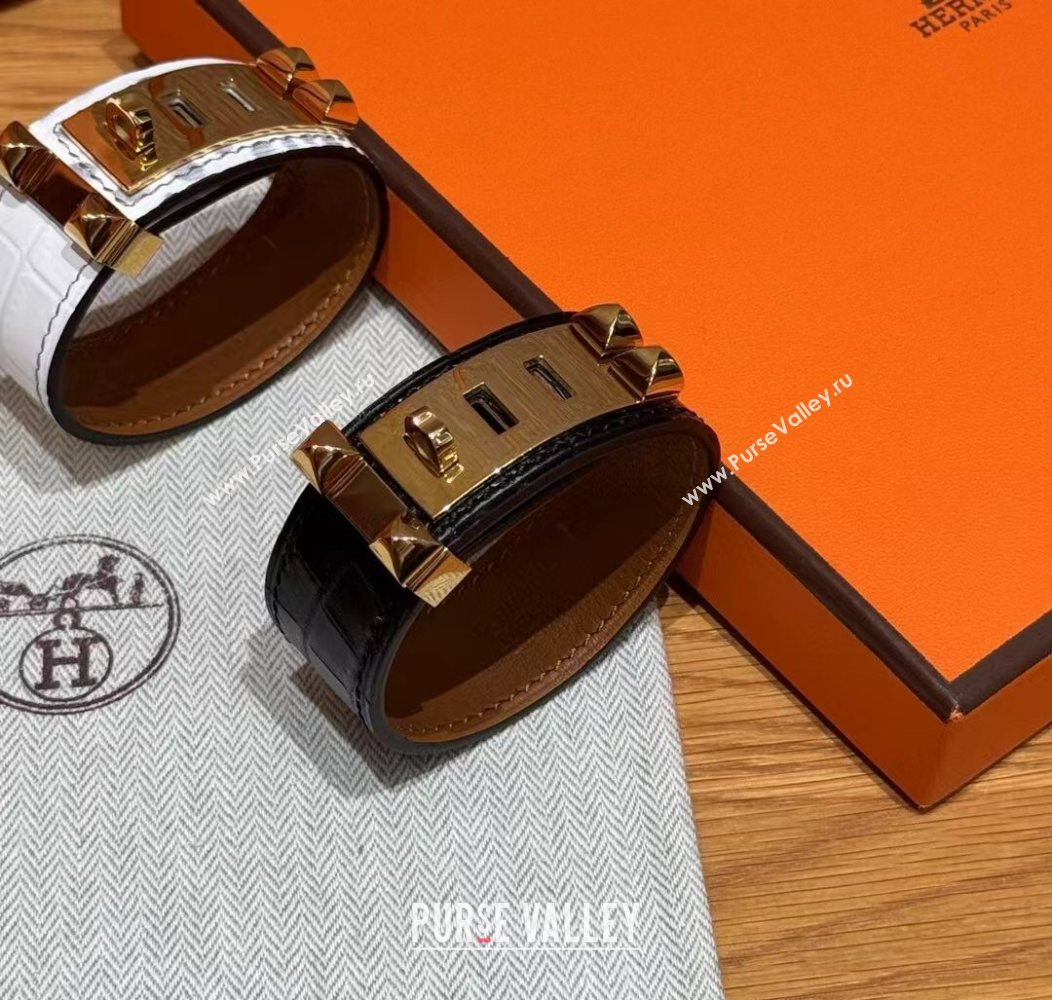 Hermes Collier de Chien bracelet in Four Medor Studs and Embossed Leather 2026 HS26010405 (99-260104132)