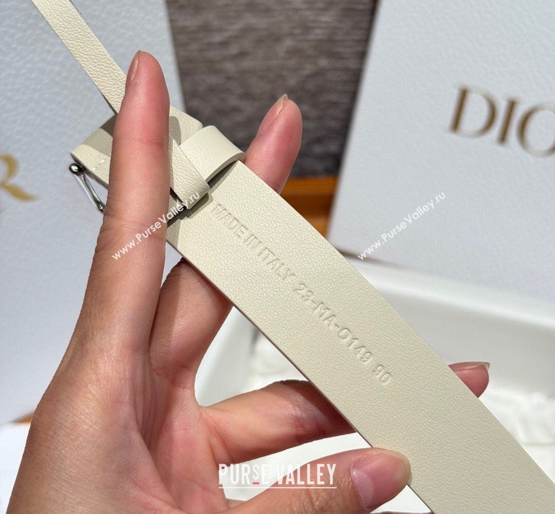 Dior Smooth Leather Belt 2.5cm with Circle CD Buckle White/Silver 2026 DR031704 (99-260317016)