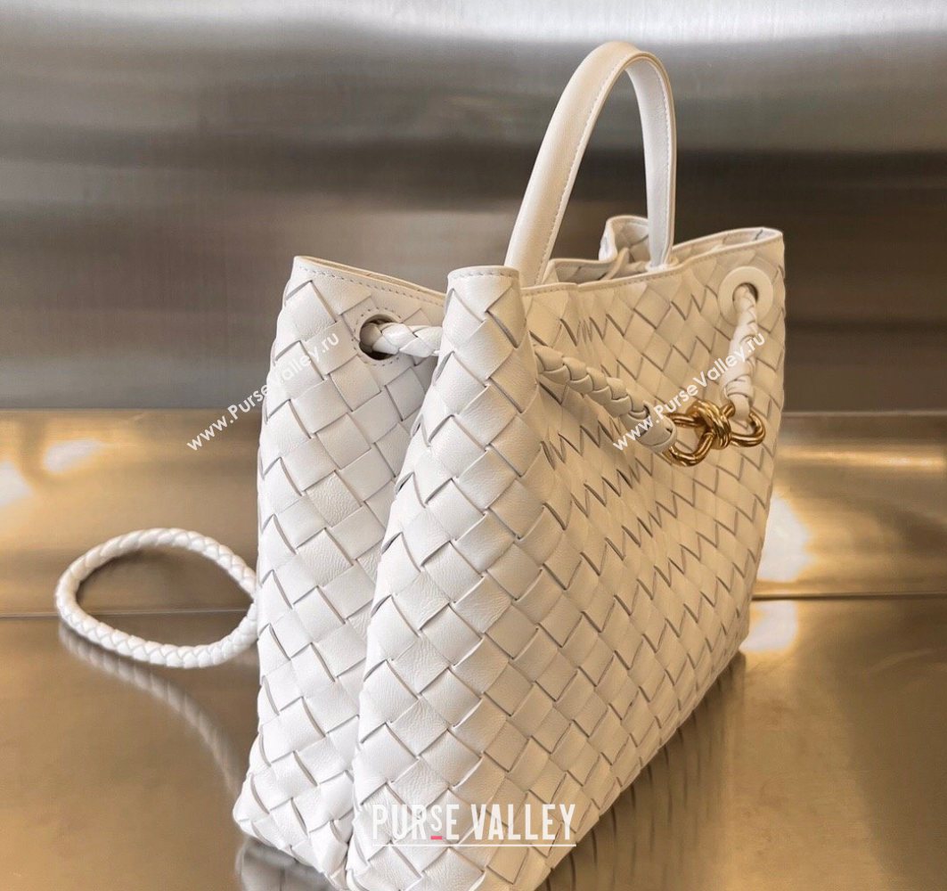 Bottega Veneta Medium Andiamo Top Handle Bag in Intrecciato Leather White/Gold 743572 2025 0731 (WT-250731029)