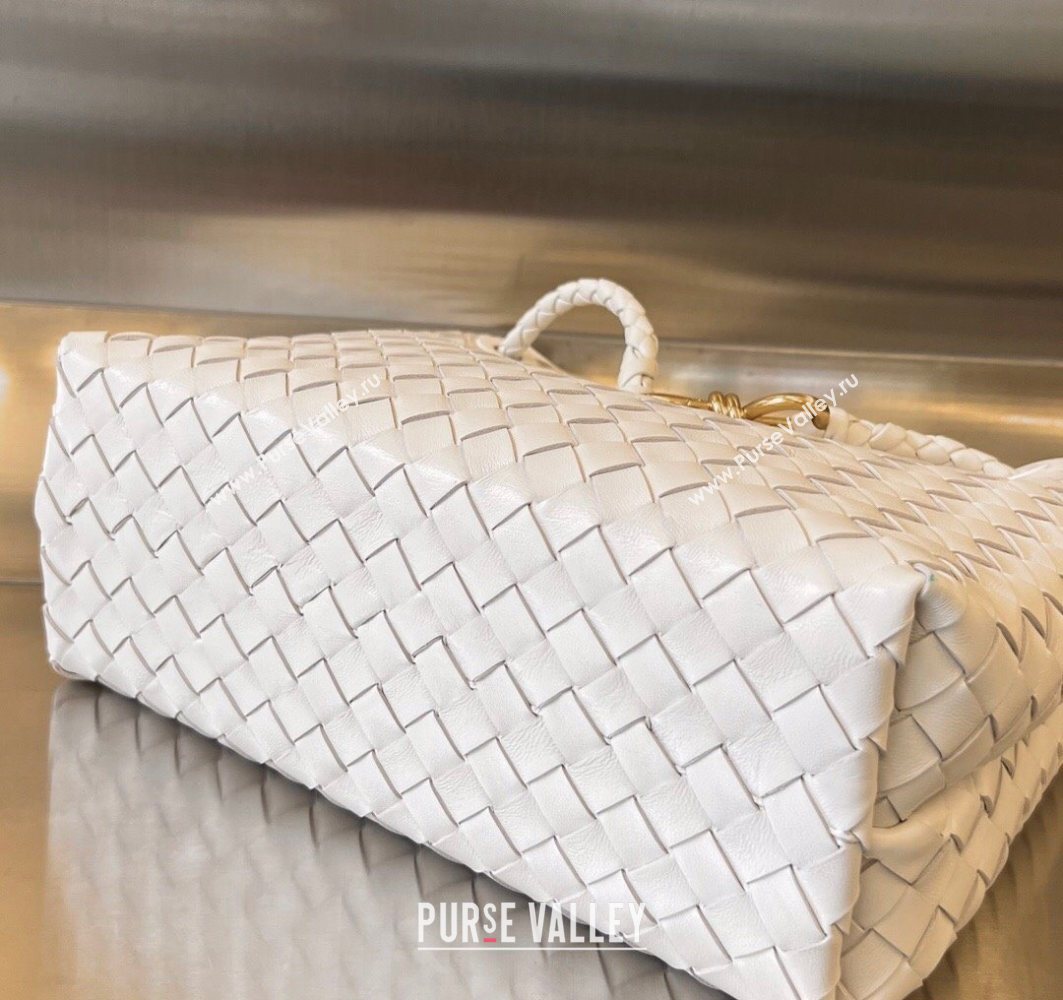 Bottega Veneta Medium Andiamo Top Handle Bag in Intrecciato Leather White/Gold 743572 2025 0731 (WT-250731029)