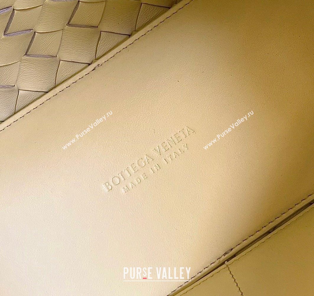 Bottega Veneta Medium Andiamo Top Handle Bag in Intrecciato Leather Ice Cream Yellow 743572 2025 0731 (WT-250731030)