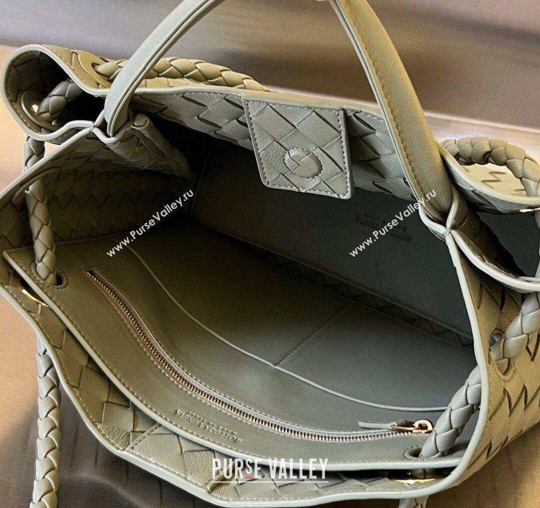 Bottega Veneta Medium Andiamo Top Handle Bag in Intrecciato Leather Travertine Green 743572 0731 (WT-250731031)