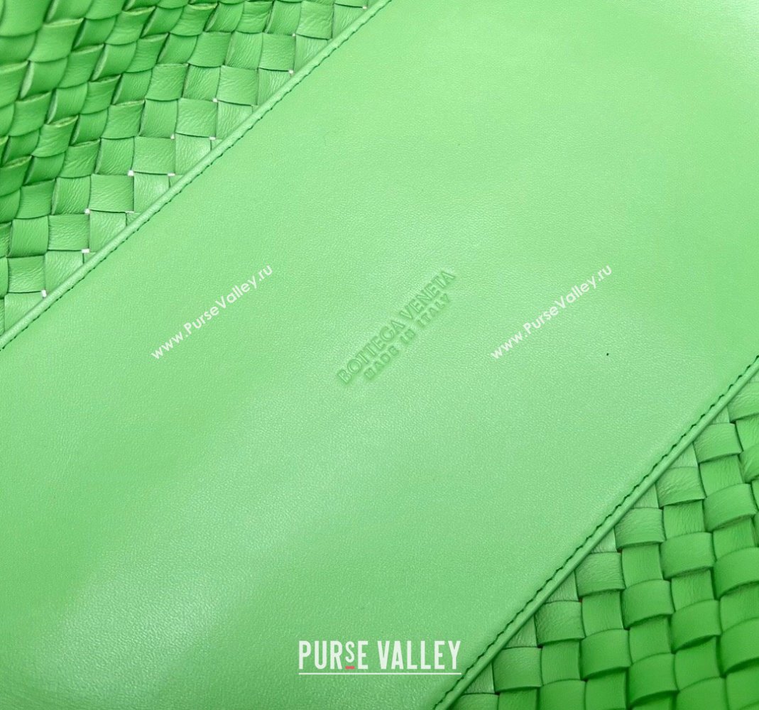 Bottega Veneta Medium Cabat Tote Bag in Intrecciato Leather Lemond Green 2023 608810 (WT-231212072)