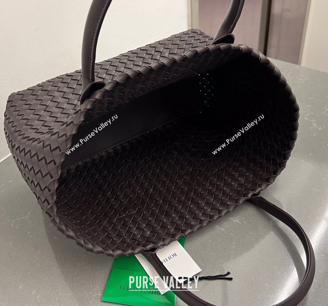 Bottega Veneta Medium Cabat Tote Bag in Intrecciato Leather Fondant Brown 2025 608810 (WT-250519096)
