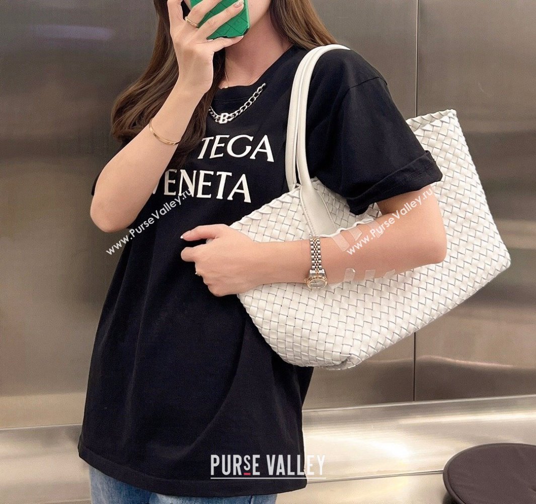 Bottega Veneta Medium Cabat Tote Bag in Intrecciato Leather White 2025 608810 (WT-250519098)