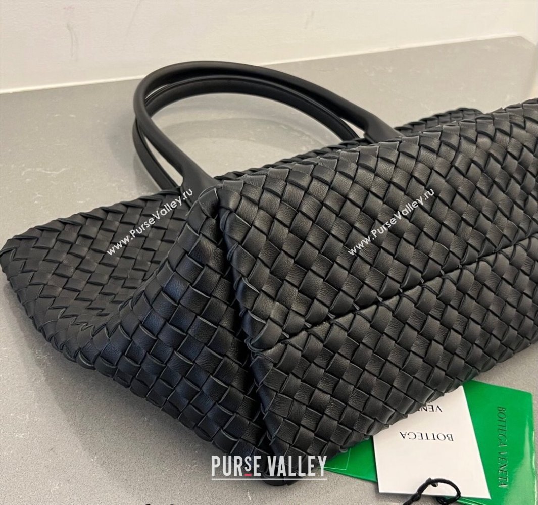 Bottega Veneta Medium Cabat Tote Bag in Intrecciato Leather Black 2025 608810 (WT-250519099)
