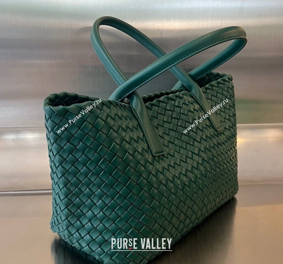 Bottega Veneta Medium Cabat Tote Bag in Intrecciato Leather Turq Green 2023 608810 (WT-231212067)