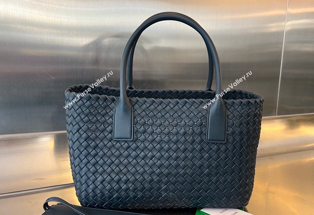 Bottega Veneta Medium Cabat Tote Bag in Intrecciato Leather Dark Blue 2023 608810 (WT-231212068)