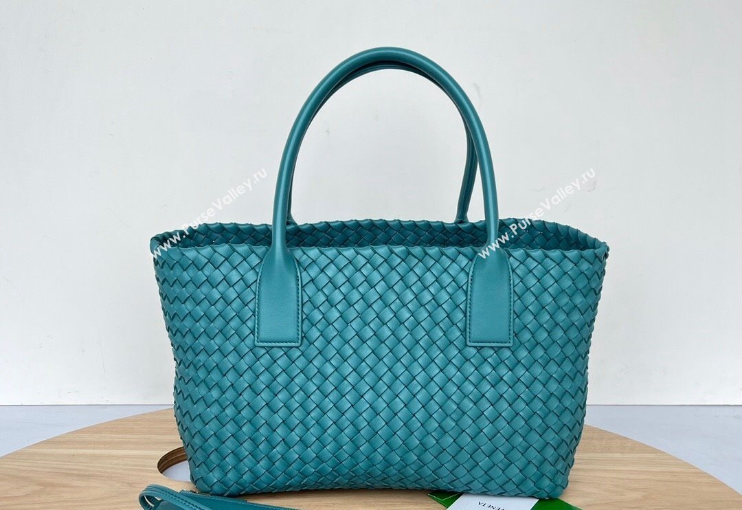 Bottega Veneta Medium Cabat Tote Bag in Intrecciato Leather Shiny Blue 2025 608810 (WT-250519093)