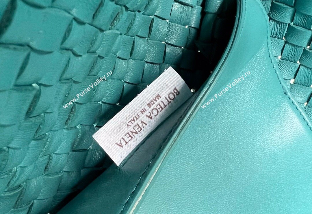 Bottega Veneta Medium Cabat Tote Bag in Intrecciato Leather Shiny Blue 2025 608810 (WT-250519093)