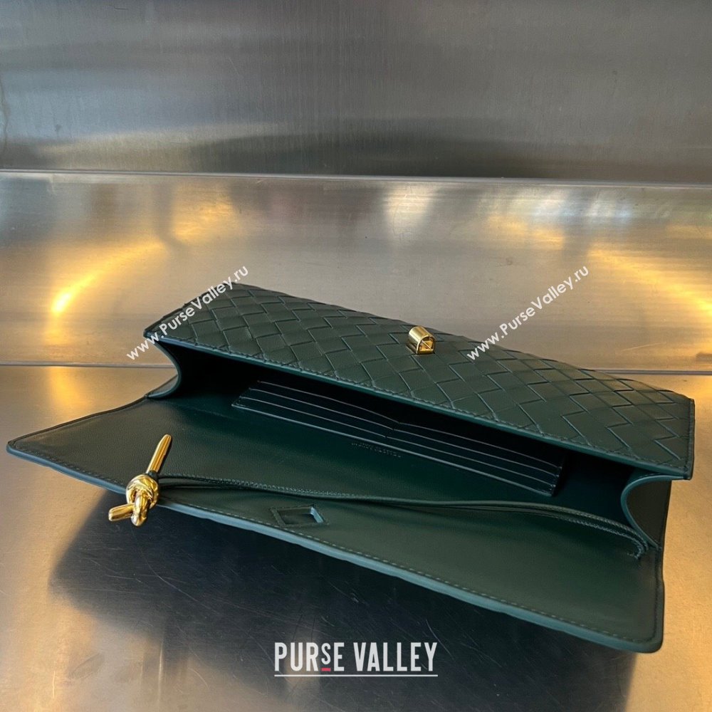 Bottega Veneta Long Clutch Bag Andiamo With Handle in Intrecciato Leather Emerald green 2023 741511 (WT-240119116)