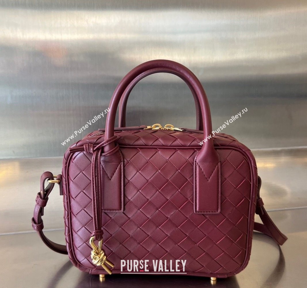 Bottega Veneta Small Getaway Top Handle Bag in Intrecciato Leather Burgundy 2023 776736 (WT-240314048)