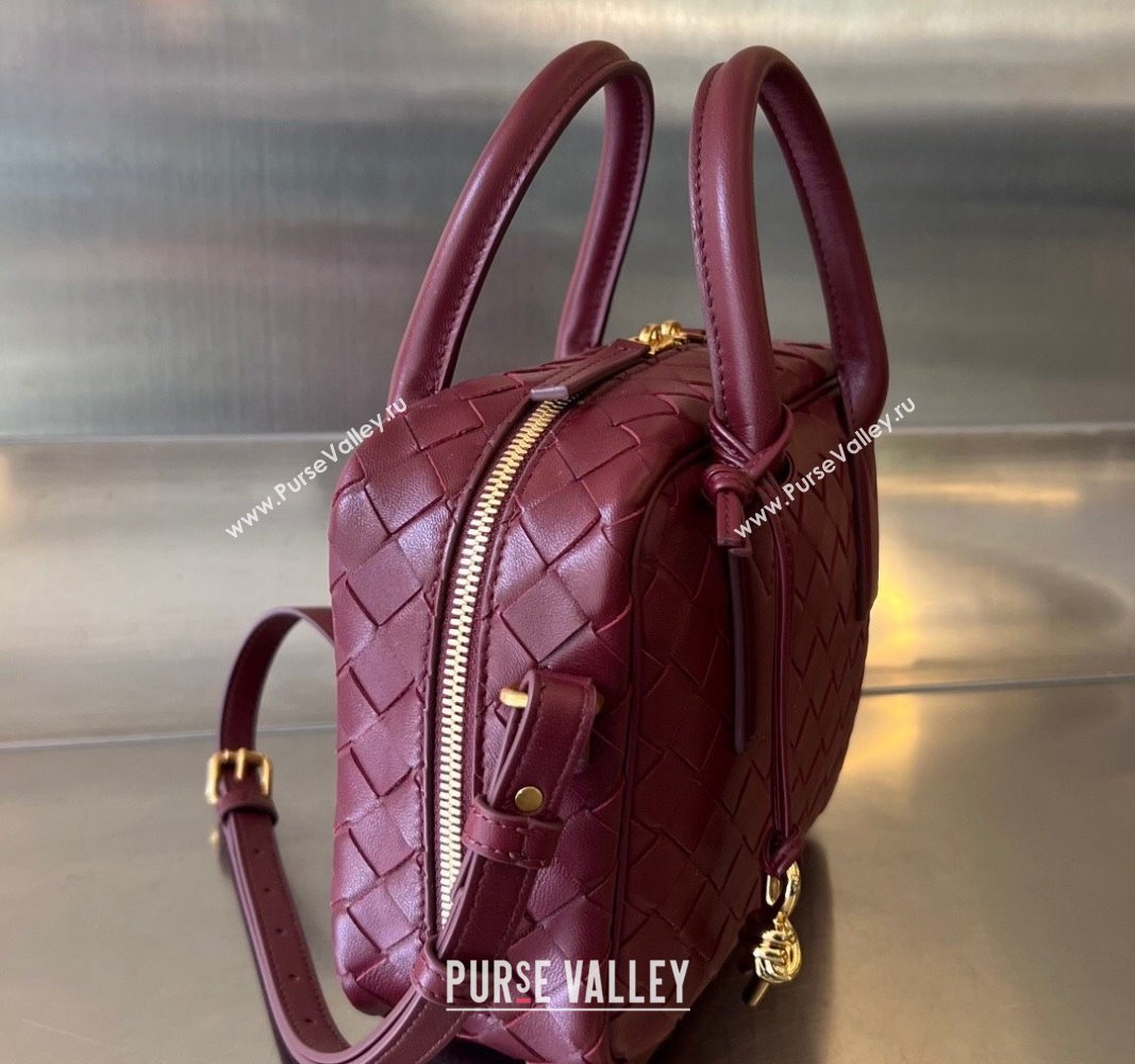 Bottega Veneta Small Getaway Top Handle Bag in Intrecciato Leather Burgundy 2023 776736 (WT-240314048)