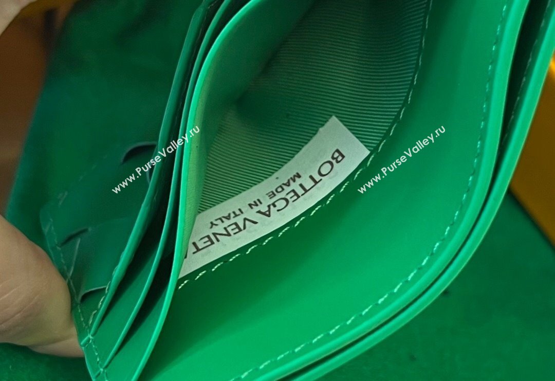 Bottega Veneta Intrecciato Leather Credit Card Case Parrot Green 2024 731956 (WT-240314066)
