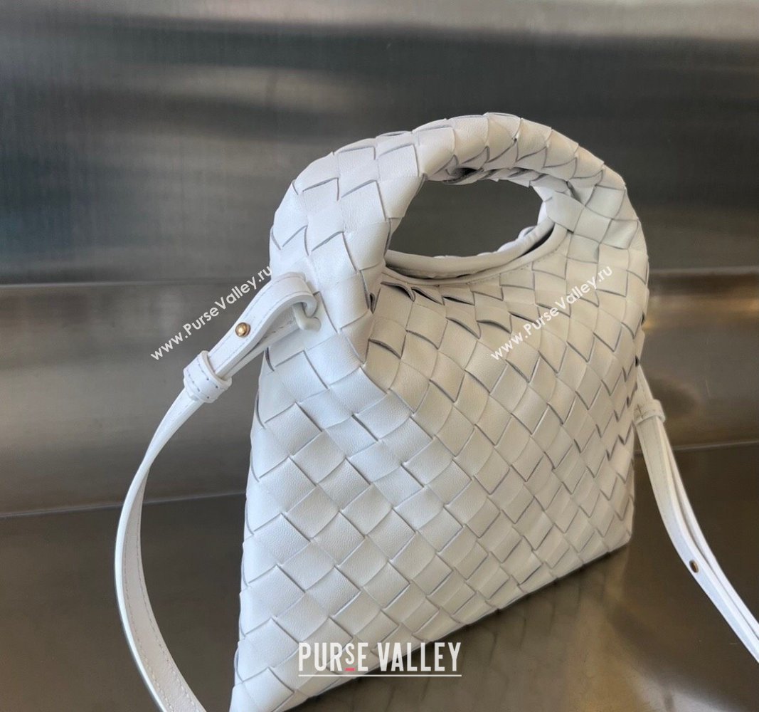 Bottega Veneta Mini Hop Hobo Bag in Intrecciato Leather White 2023 777586 (WT-240314051)