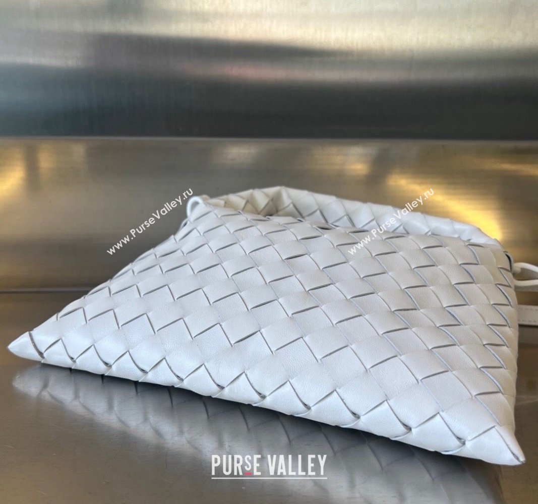 Bottega Veneta Mini Hop Hobo Bag in Intrecciato Leather White 2023 777586 (WT-240314051)