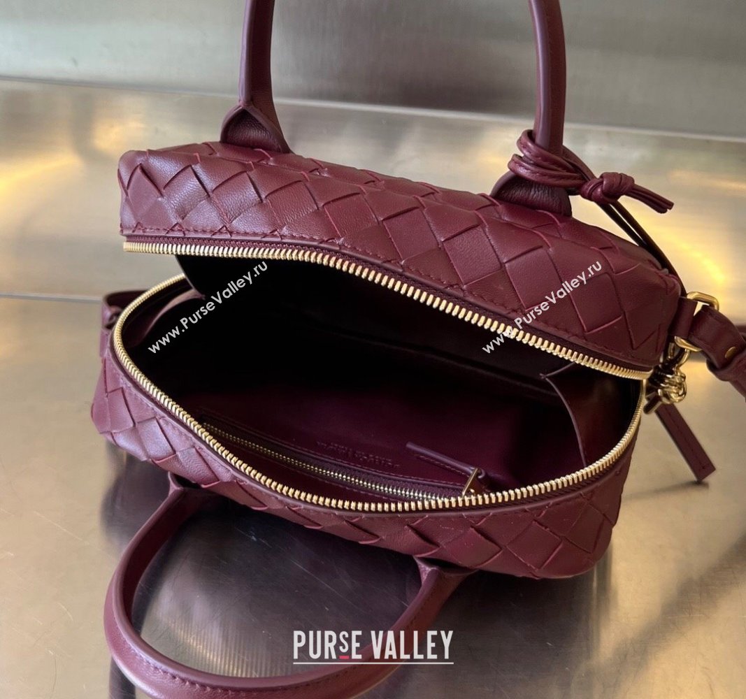 Bottega Veneta Small Getaway Top Handle Bag in Intrecciato Leather Burgundy 2023 776736 (WT-240314048)