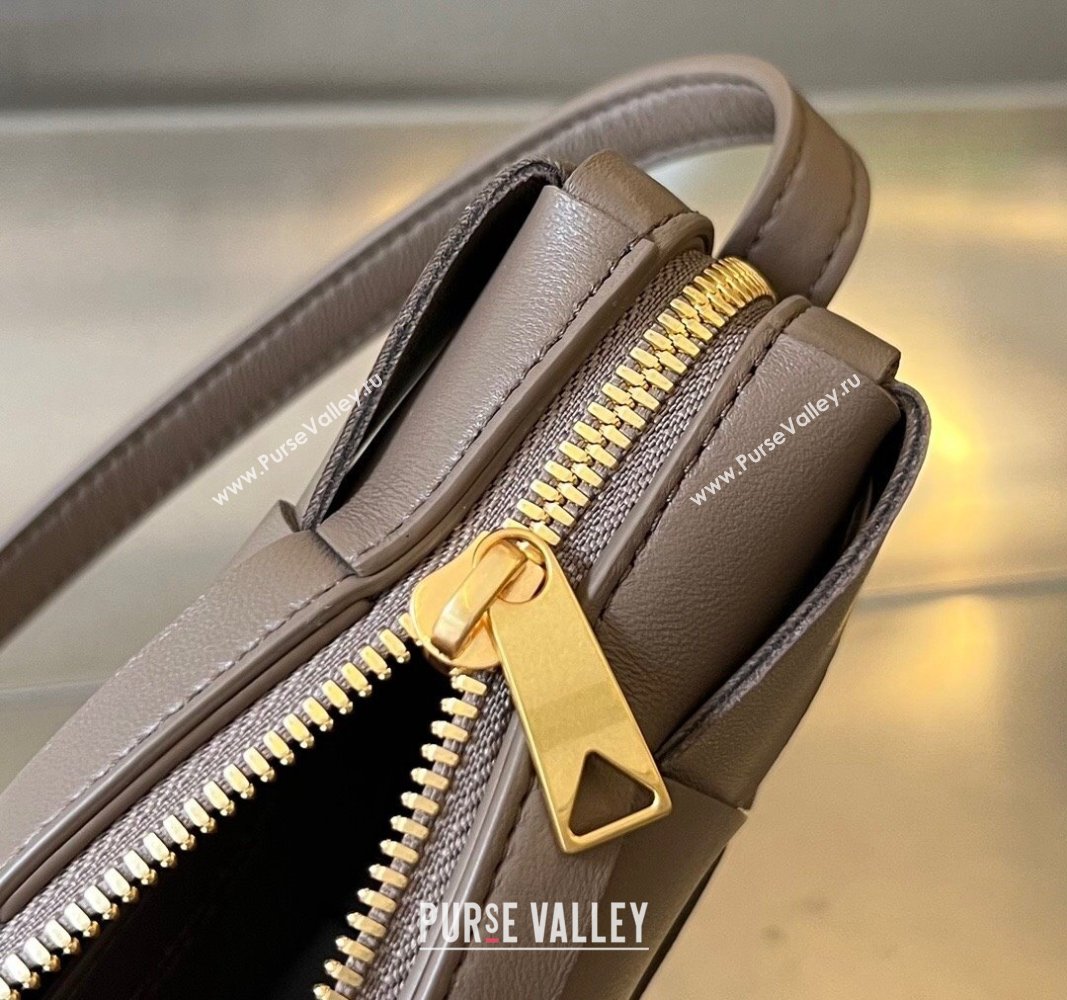 Bottega Veneta Mini Cassette Cross-Body Bag in Intreccio Leather Taupe Grey 2023 755031 (WT-240314049)