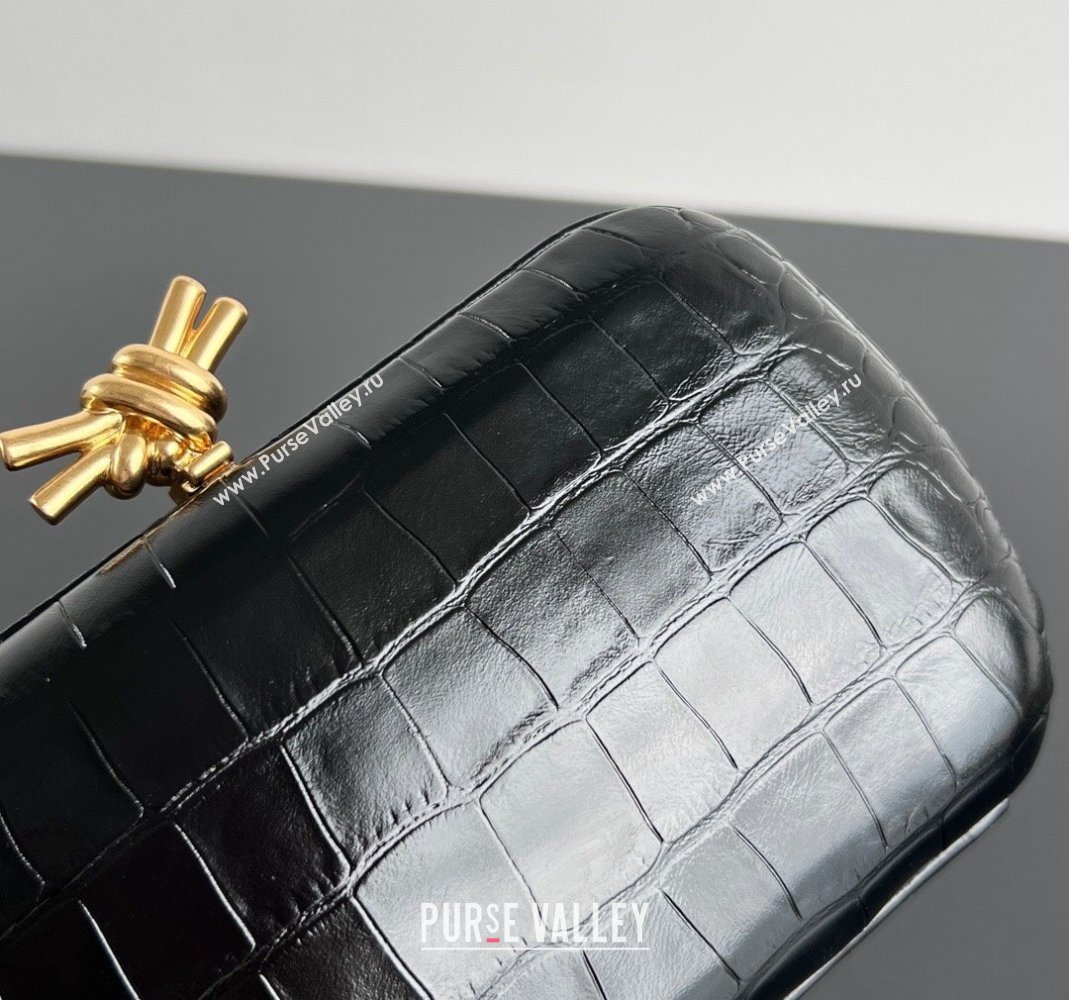 Bottega Veneta Knot Clutch in Alligator Embossed Leather Black 2024 737025 (WT-240418101)