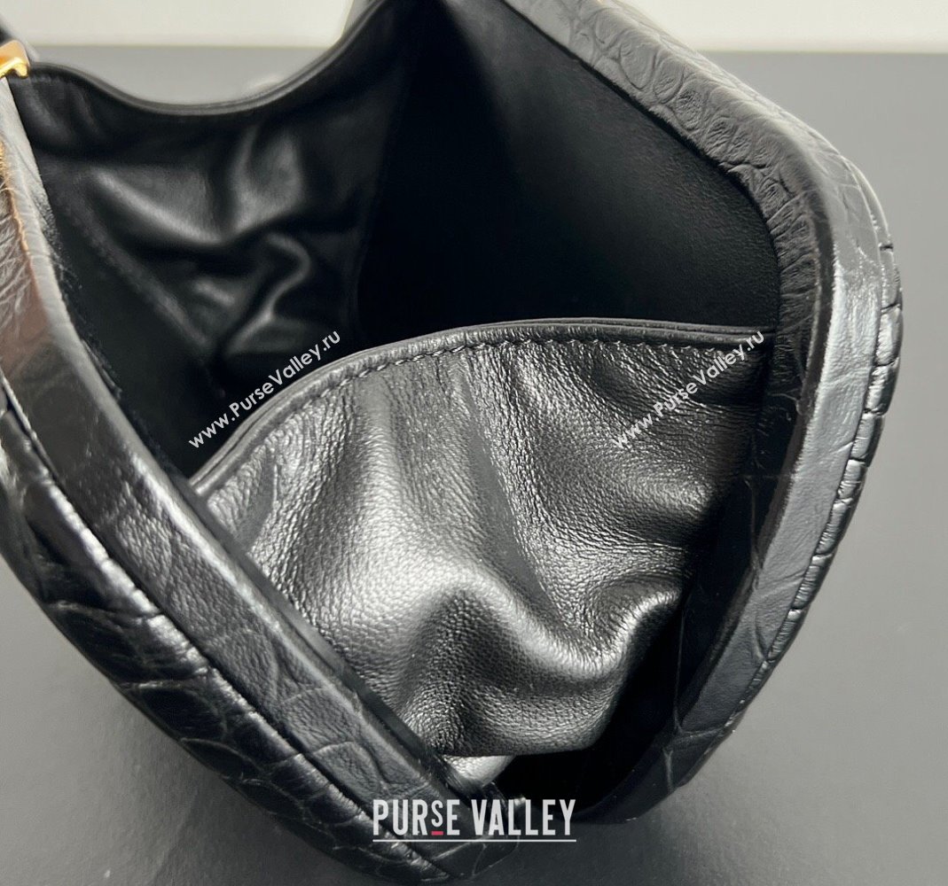 Bottega Veneta Knot Clutch in Alligator Embossed Leather Black 2024 737025 (WT-240418101)