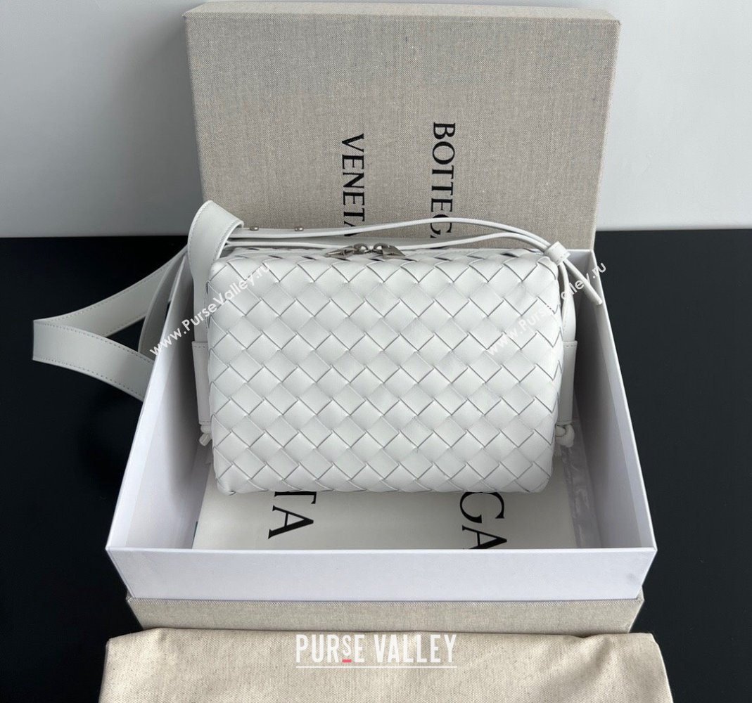 Bottega Veneta Intrecciato Camera Bag White 2024 755774 (WT-240418106)