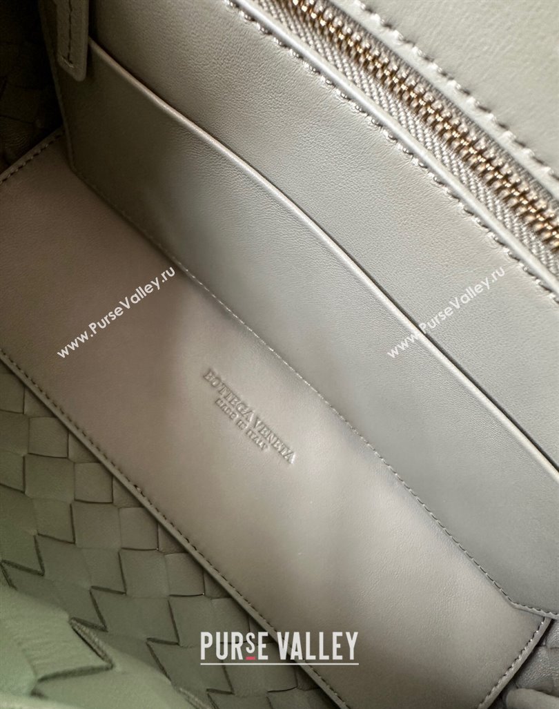 Bottega Veneta Small Andiamo Top Handle Bag With Chain Travertine Green 2024 786008 (WT-240419001)