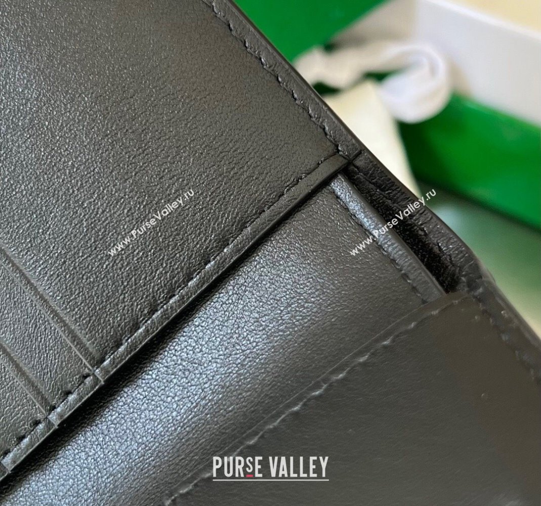 Bottega Veneta Intrecciato Leather Bi-Fold Wallet with All-over Stitching Black 2024 743211 (WT-240418091)