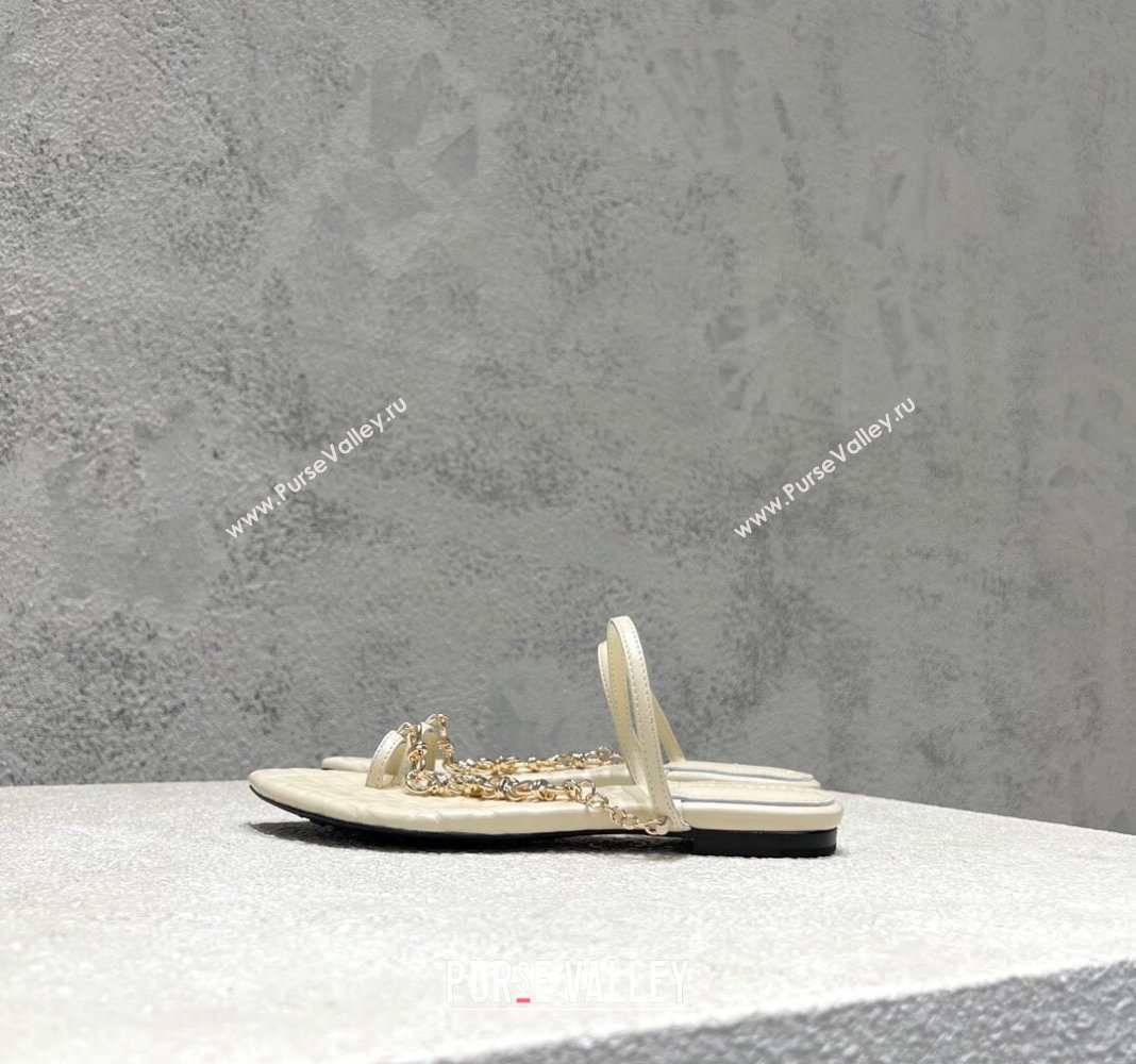 Bottega Veneta Leaf Flat Sandals with Chain in Lambskin White 2024 (MD-240430174)